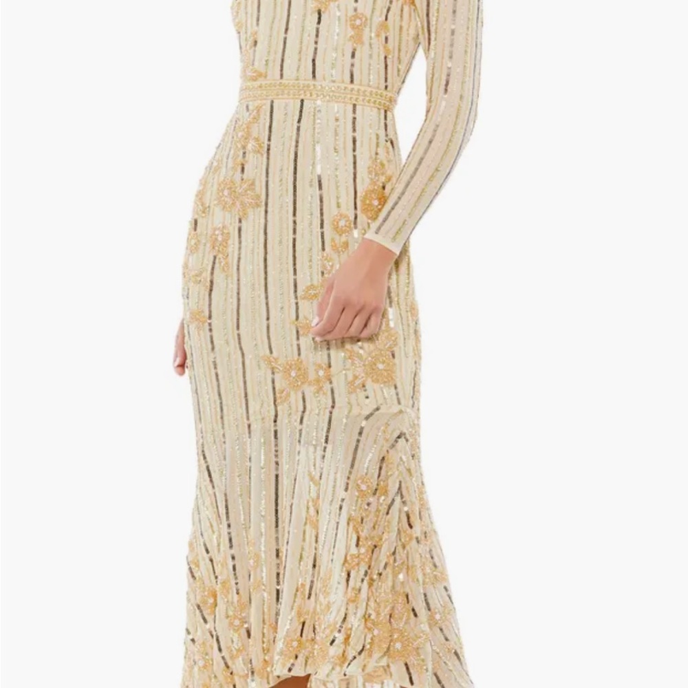 Hand Embellished Asymmetrical Long Sleeve Midi Dress
Mac Duggal